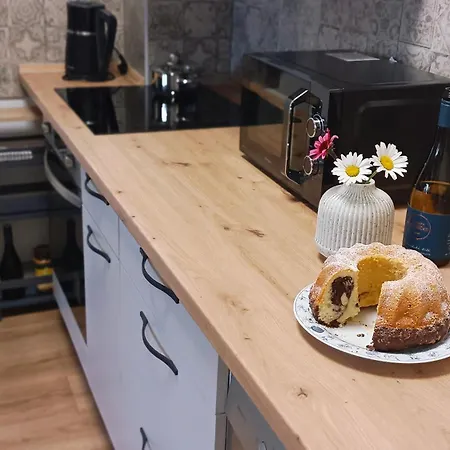 Dom wakacyjny Domek Po Babicce Perná